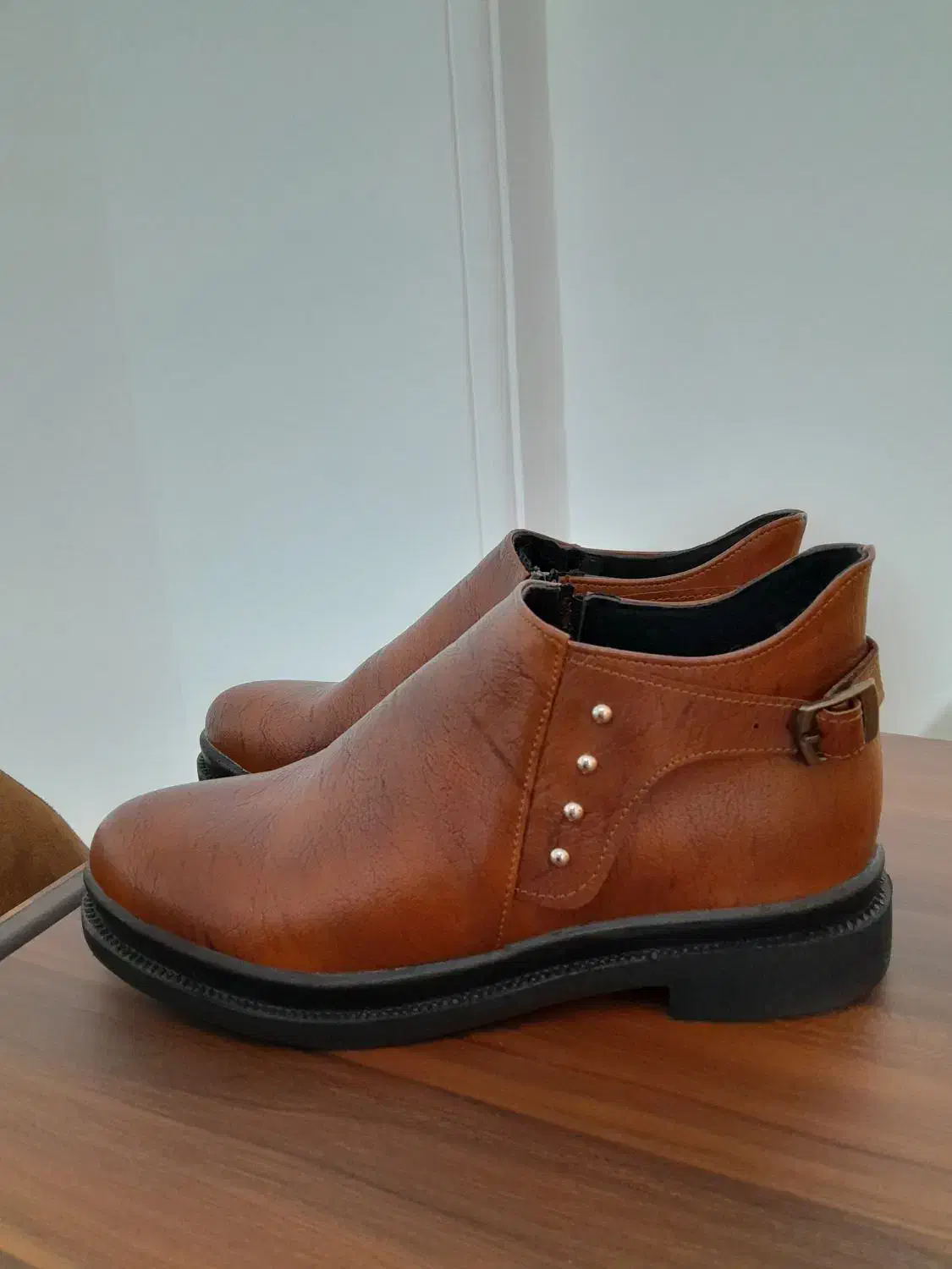 نیم بوت زنانه نو|کیف، کفش، کمربند|ساری, |دیوار