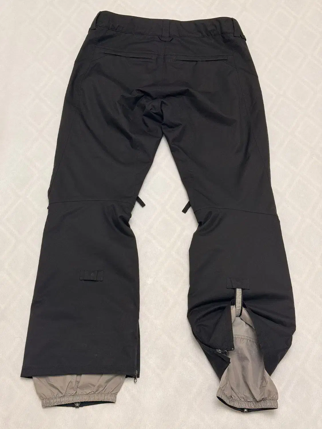 شلوار اسکی اسنوبرد BURTONسایز L|ورزشهای زمستانی|تهران, شهرک دریا|دیوار