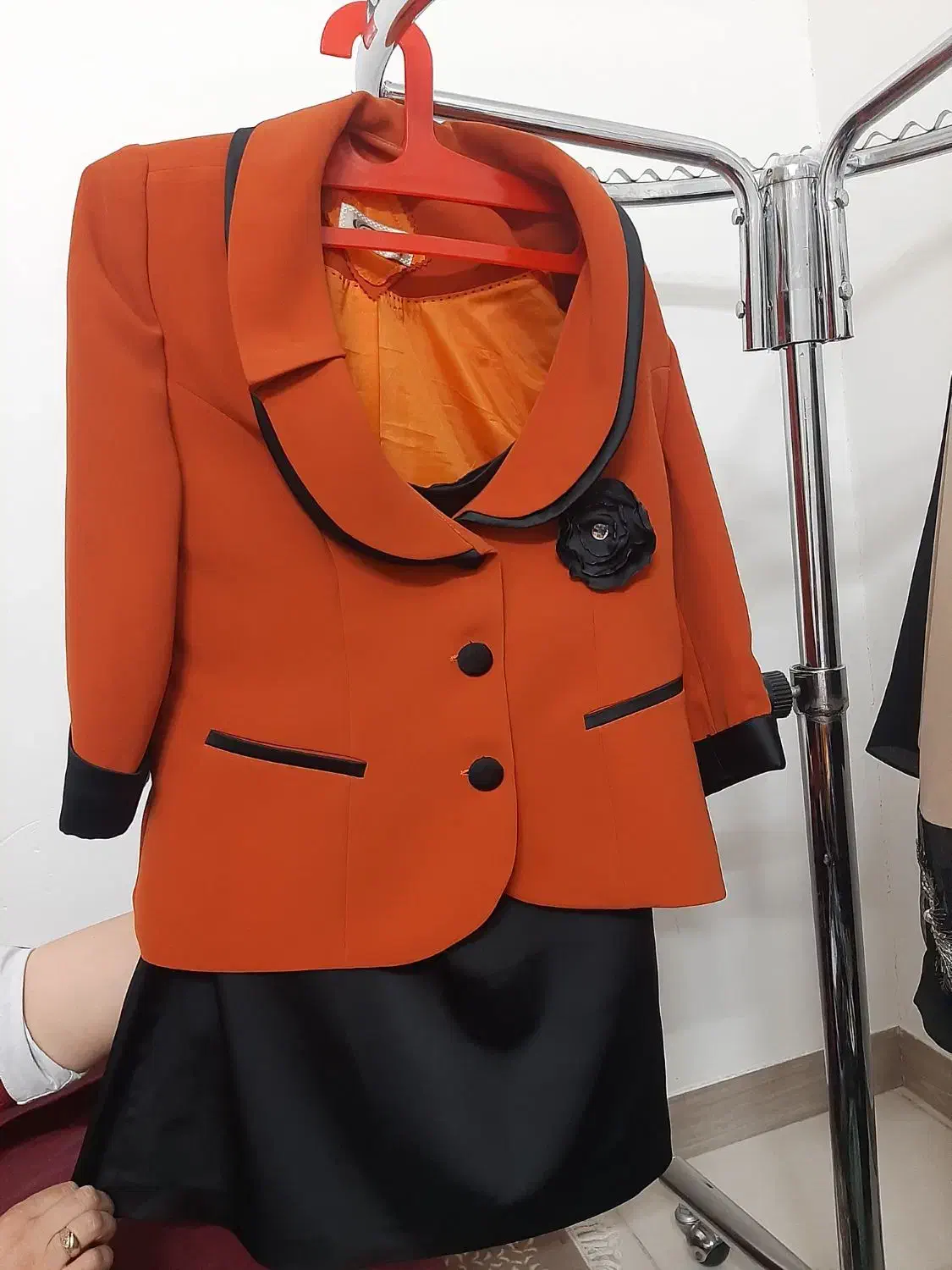 لباس مجلسی|لباس|باقرشهر, |دیوار