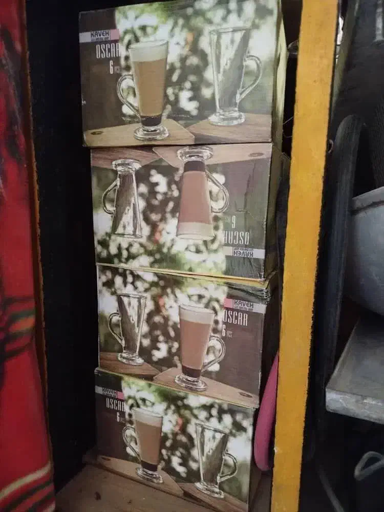 لیوان|ظروف سرو و پذیرایی|قم, جاده معدن|دیوار