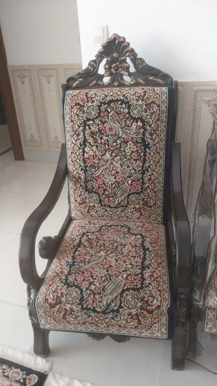 سه عدد مبل قالی طرح کبکی|مبلمان خانگی و میز عسلی|رفسنجان, |دیوار