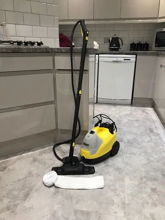 بخارشو، مارک فیلیپس A50s جاروبرقی جاروشارژی چک بخر|جاروبرقی، جارو شارژی، بخارشو|یزد, |دیوار