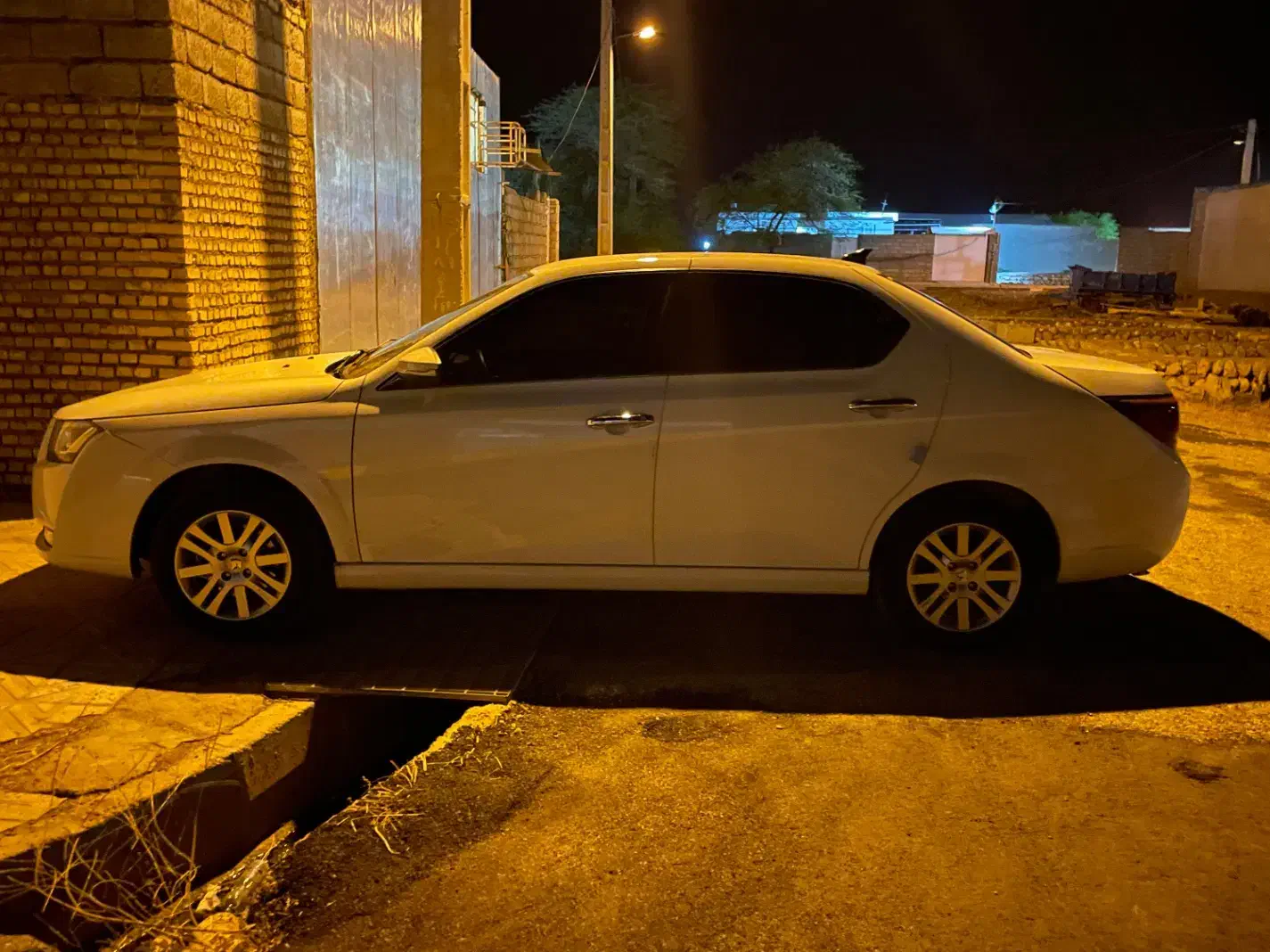 دنا پلاس|خودرو سواری و وانت|دزفول, |دیوار