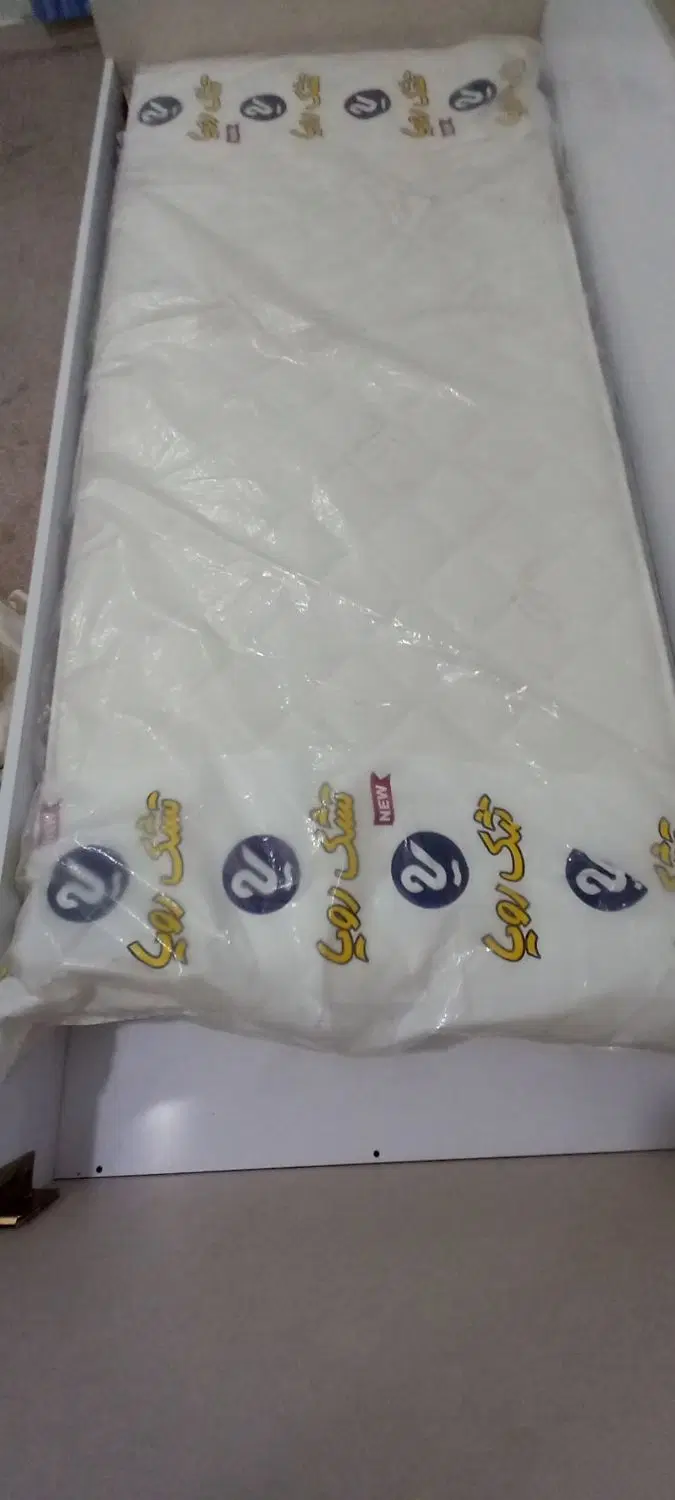 تشک|تشک تختخواب|اهواز, گلستان|دیوار