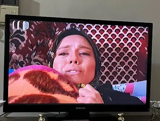 تلویزیون 43اینج سامسونگ|تلویزیون و پروژکتور|رشت, گلسار|دیوار
