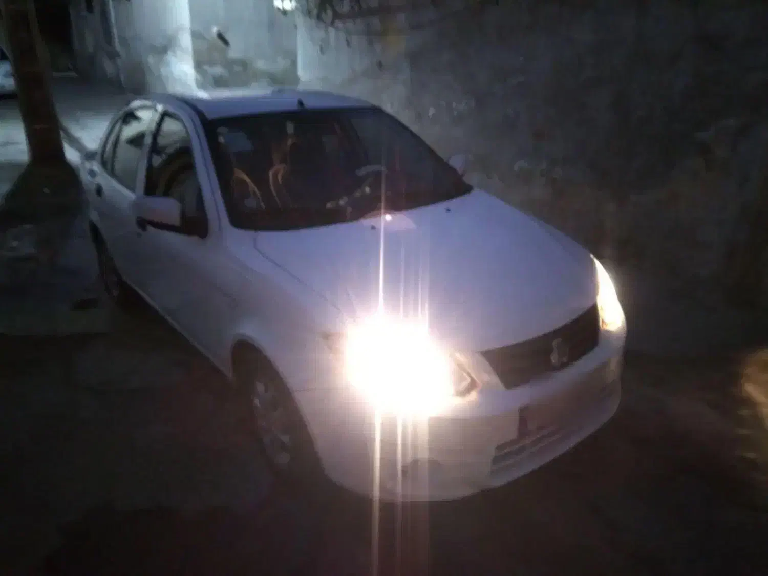 ساینا 1400|خودرو سواری و وانت|گرمسار, |دیوار