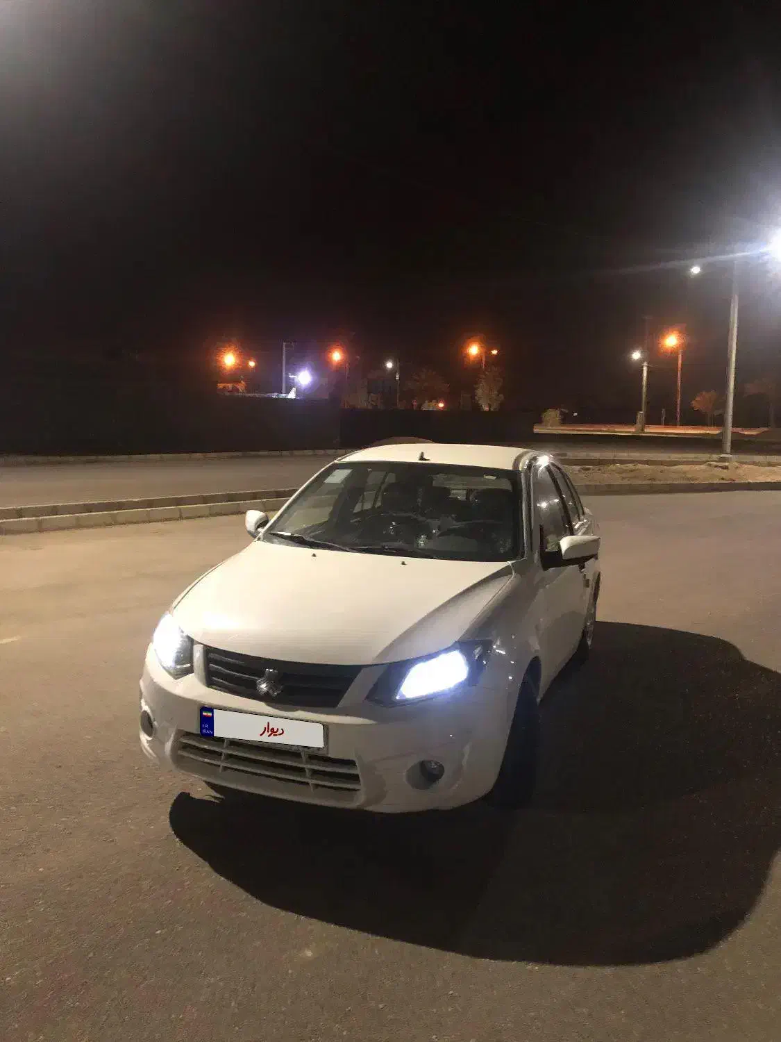 ساینا مدل ۹۸|خودرو سواری و وانت|طبس, |دیوار