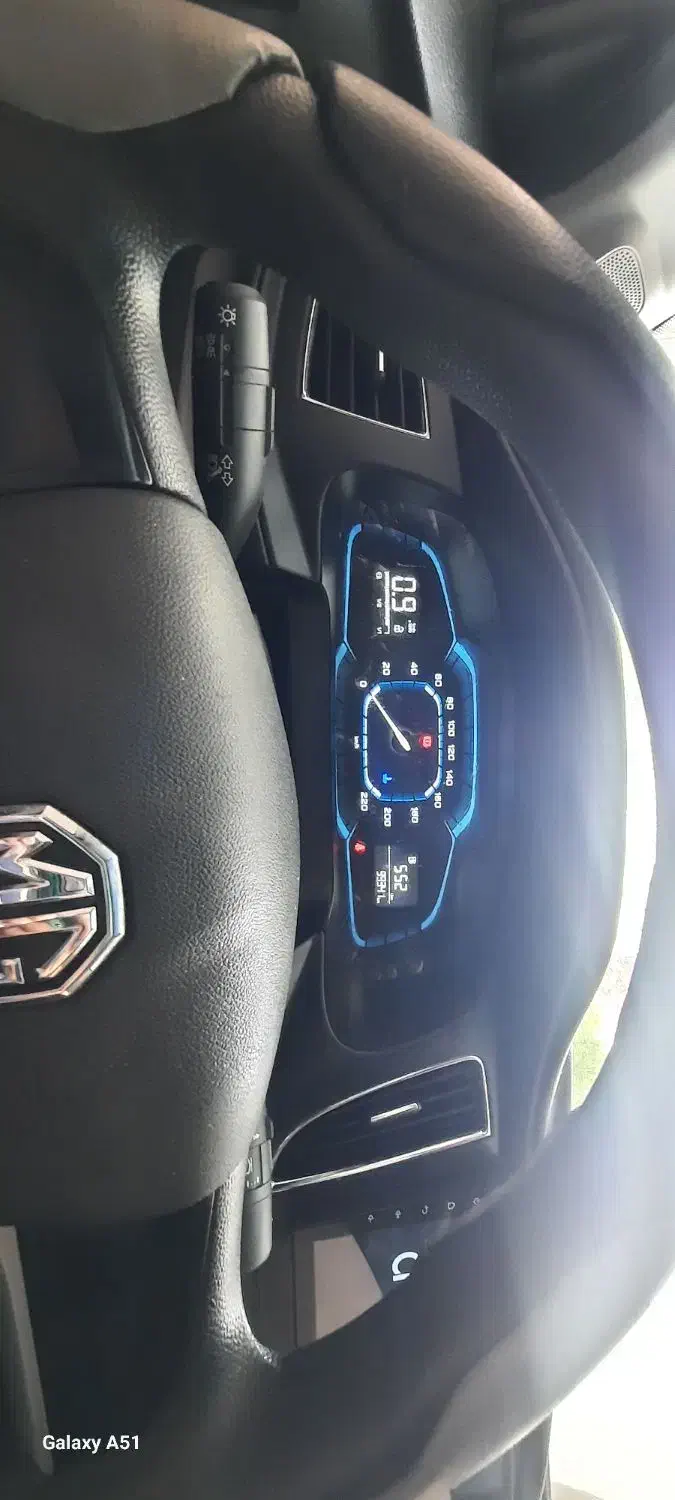 ام جی ۳۶۰ دنده ایی ۹۸|خودرو سواری و وانت|بندر انزلی, شهرداری|دیوار