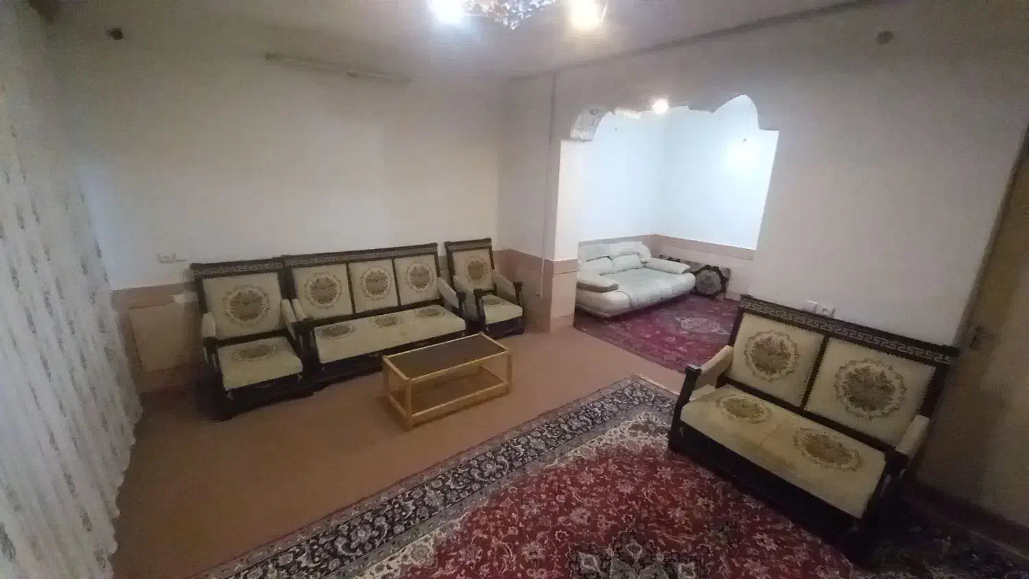 منزل مبله،دوخوابه ۱۲۰ متری،طبقه همکف،مرکزشهر|اجارهٔ کوتاهمدت آپارتمان و سوئیت|شاهرود, |دیوار