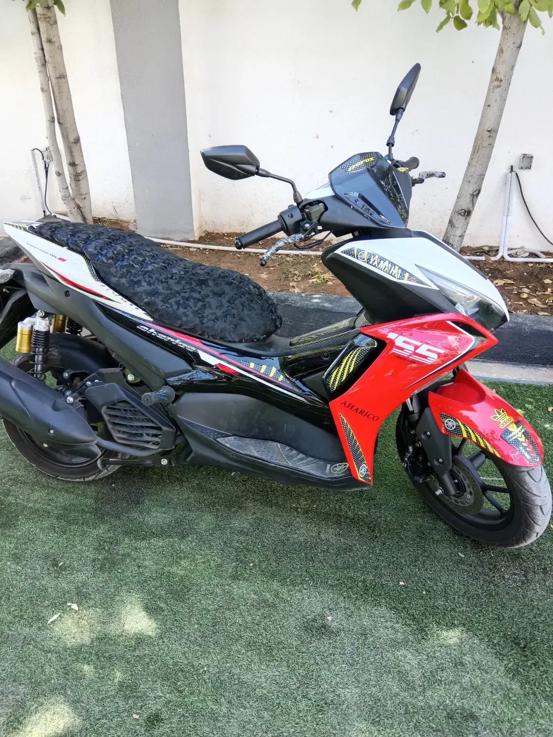 موتور.. ای روکس|موتورسیکلت|صدرا-فارس, فاز ۱|دیوار