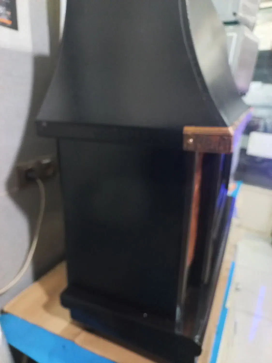 بخاری شومینه خلیی خوب بزرگ درهد نو|بخاری، هیتر، شومینه|قدس, شهرقدس|دیوار