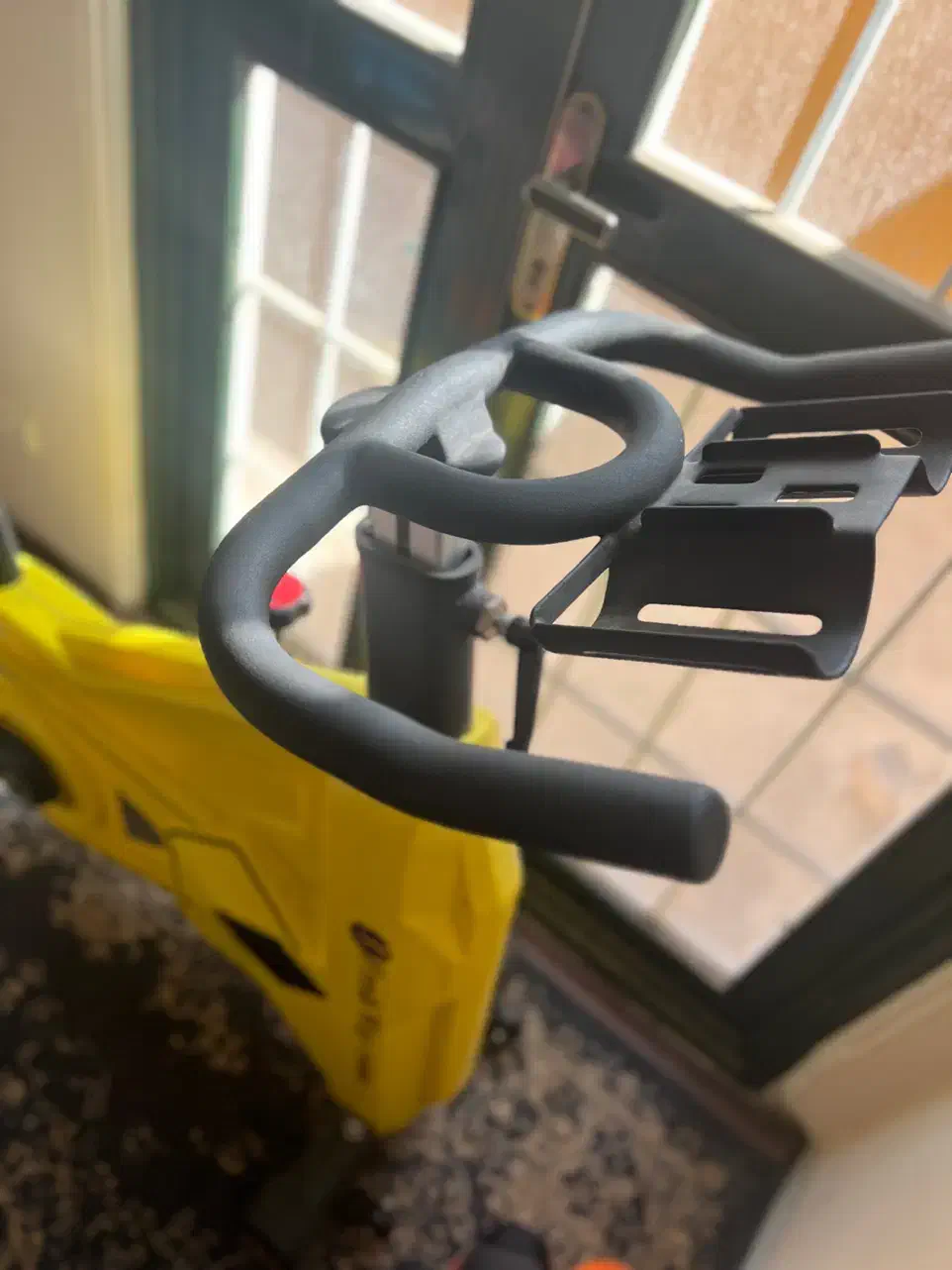 دوچرخه ثابت حرفه ای|تجهیزات ورزشی|کرمان, |دیوار