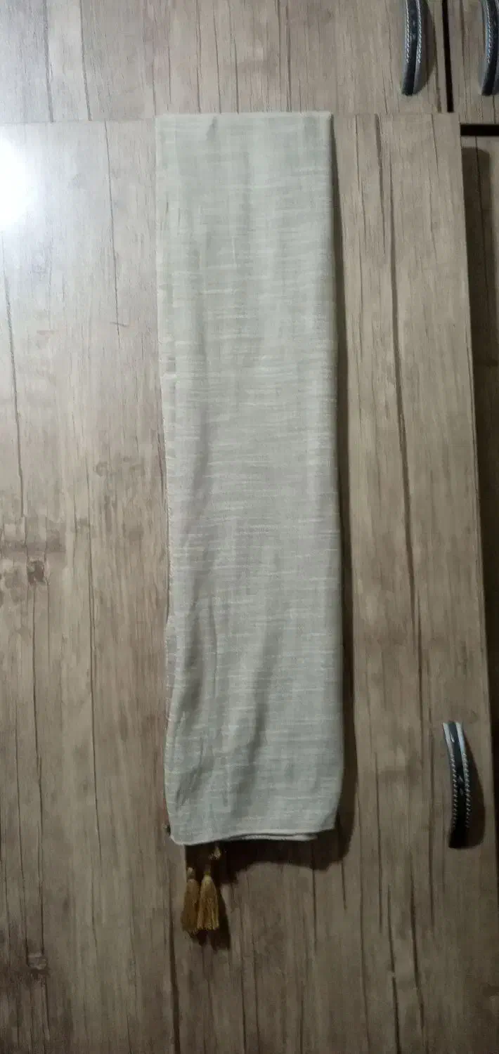 تعدادی شال نو تمیز|لباس|اندیمشک, |دیوار