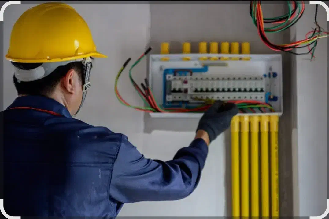 نیرو کار آموزی برق برقکاری دوربین کولر آموزش|استخدام صنعتی، فنی، مهندسی|رشت, یخسازی|دیوار