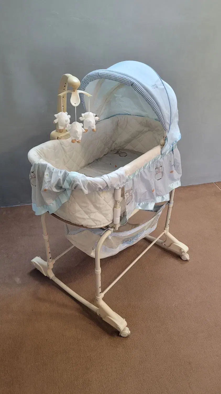 گهواره کودک|تخت و صندلی بچه|شیراز, لاله|دیوار