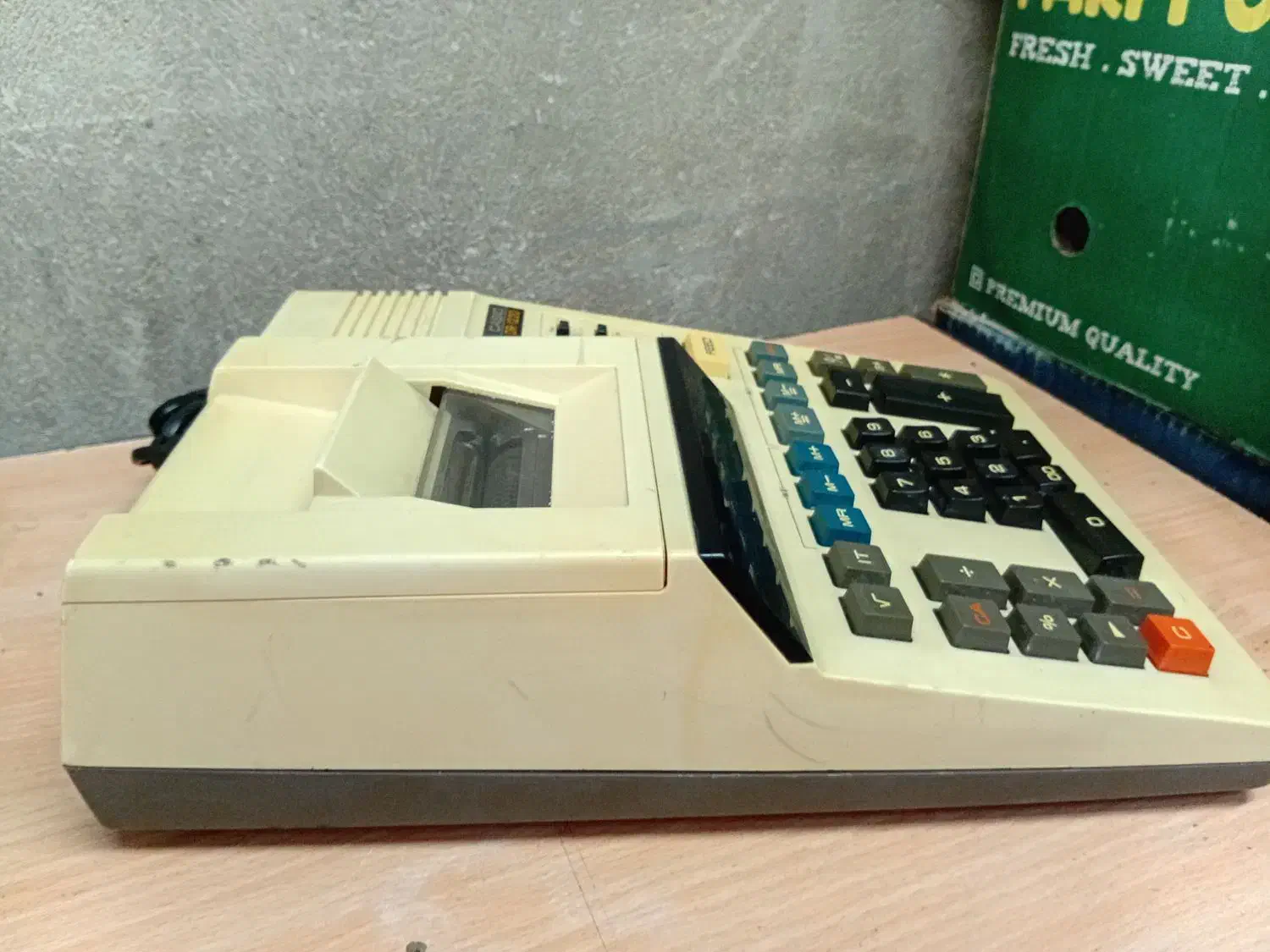 ماشین حساب چاپگر|کلکسیون اشیاء عتیقه|تهران, بهمن یار|دیوار