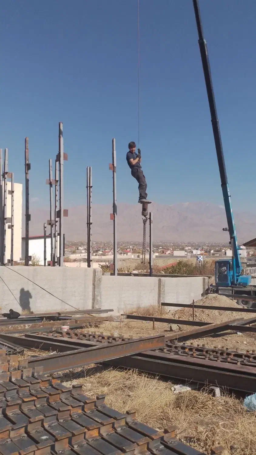 اسکلت فلزی و انواع خردکاری|خدمات پیشه و مهارت|قرچک, دانشگاه پیام نور قرچک|دیوار