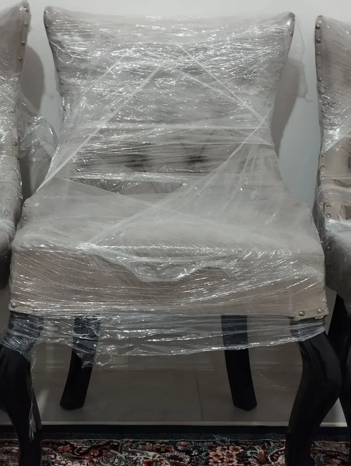 صندلی|میز و صندلی غذاخوری|میانه, |دیوار