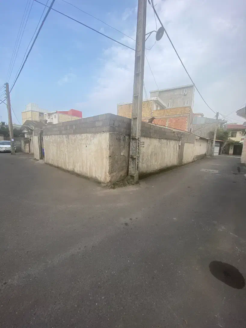 ویلایی فلکه گاز ۳۰۴ متر بر اصلی کوچه غلام نیا هم|فروش زمین و ملک کلنگی|رشت, کوی غلام نیا|دیوار