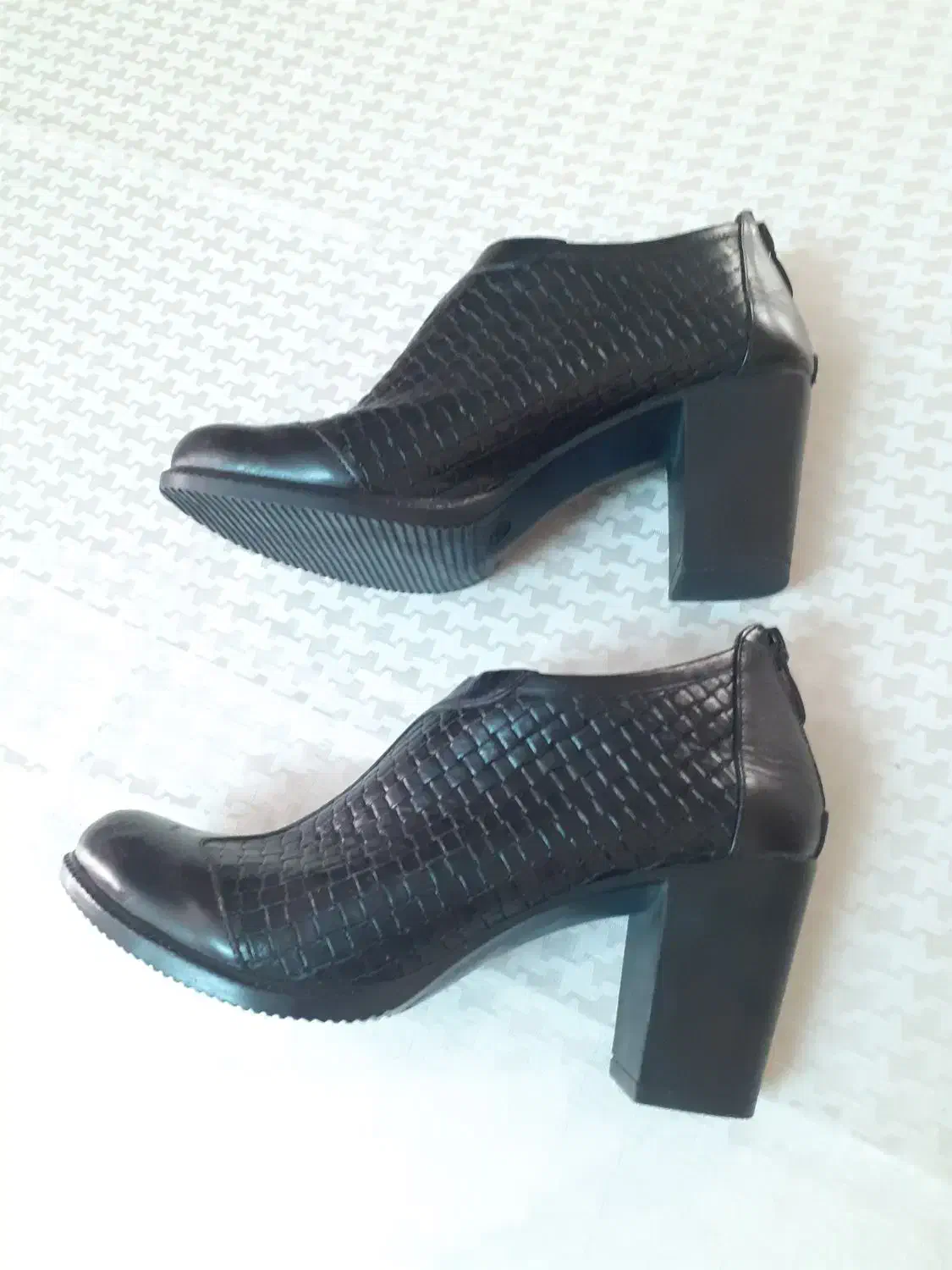 کفش چرم سایز ۳۷|کیف، کفش، کمربند|کاشان, فاز ۲ ناجی آباد|دیوار