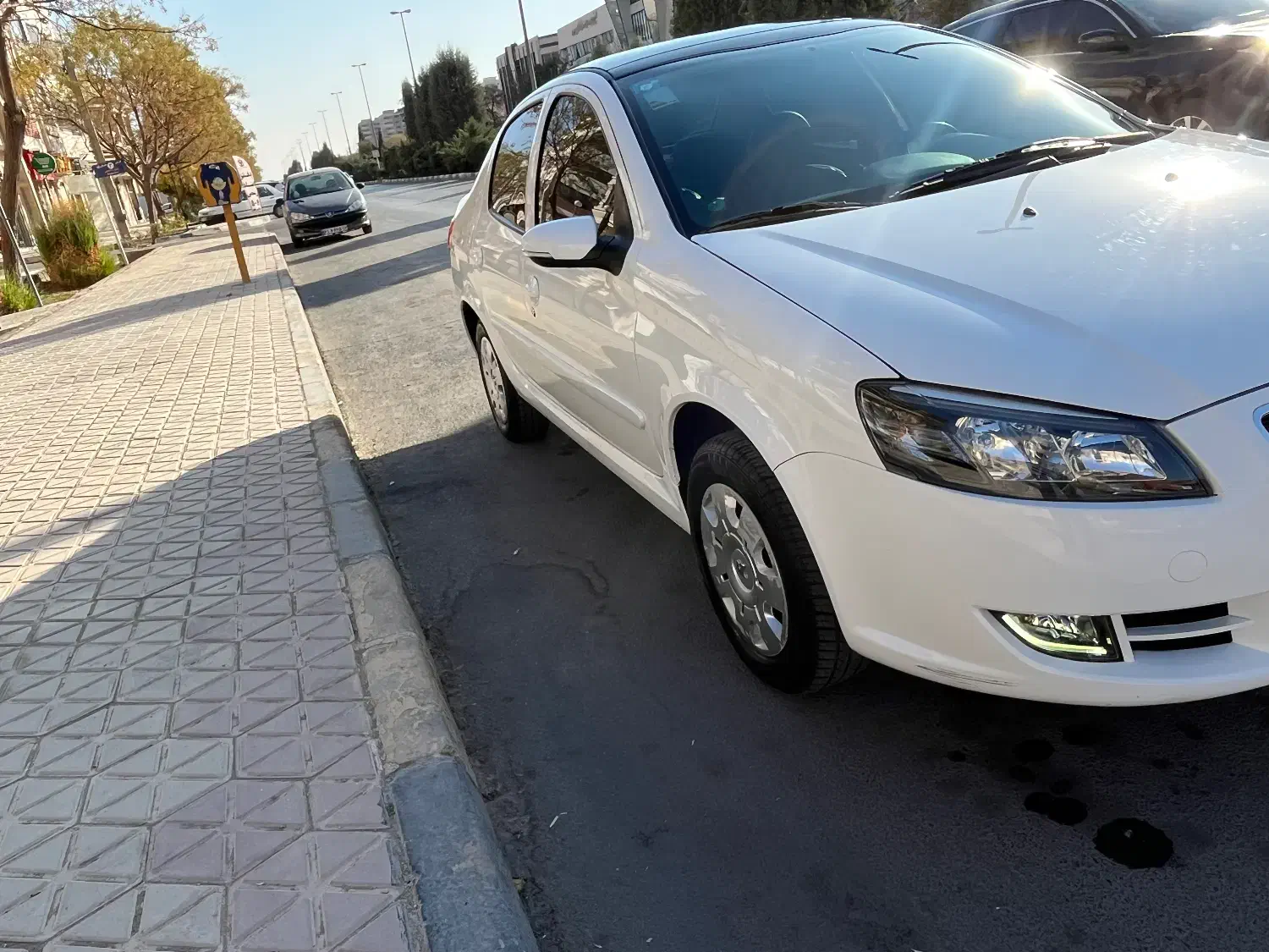 رانا پلاس پاناروما۴۰۲|خودرو سواری و وانت|شاهینشهر, دهخدا|دیوار