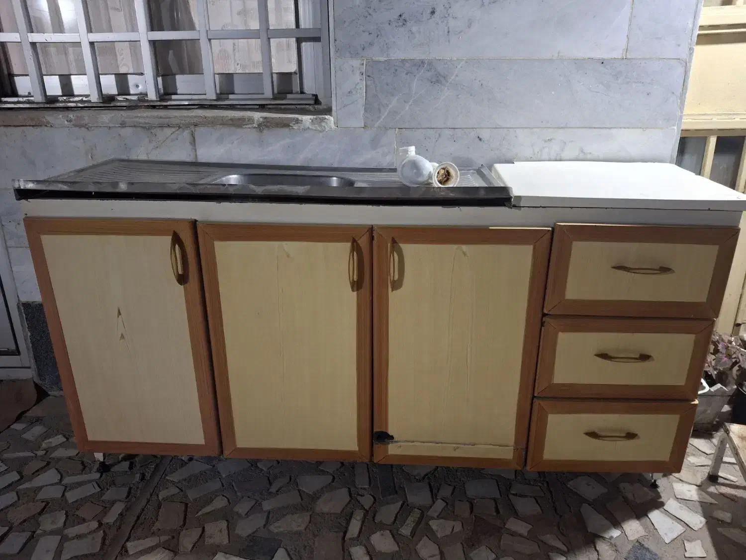 کابینت فلزی|آب‌چکان و نظم‌دهنده ظروف|بجنورد, |دیوار