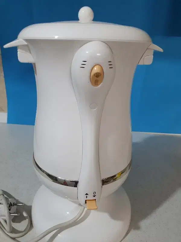 سماور کره ای قدیمی|سماور، چایساز، قهوهساز|اصفهان, باغ گلها|دیوار