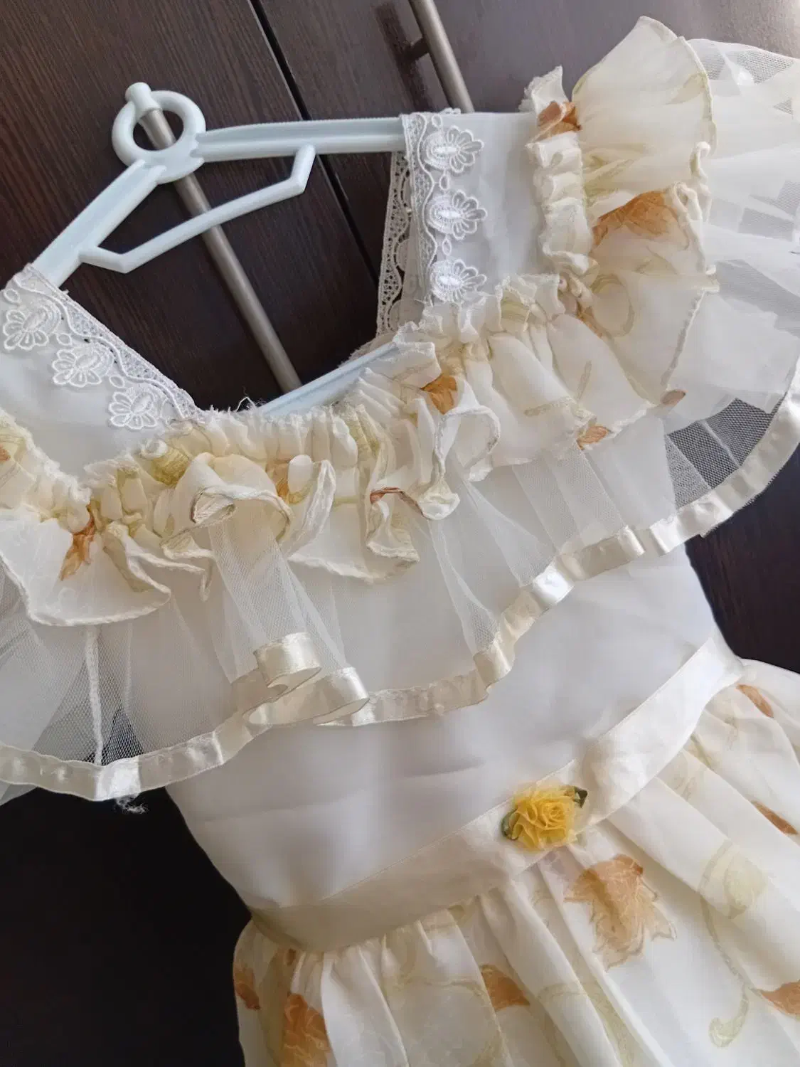 حراج کودکانه|کفش و لباس بچه|قزوین, |دیوار