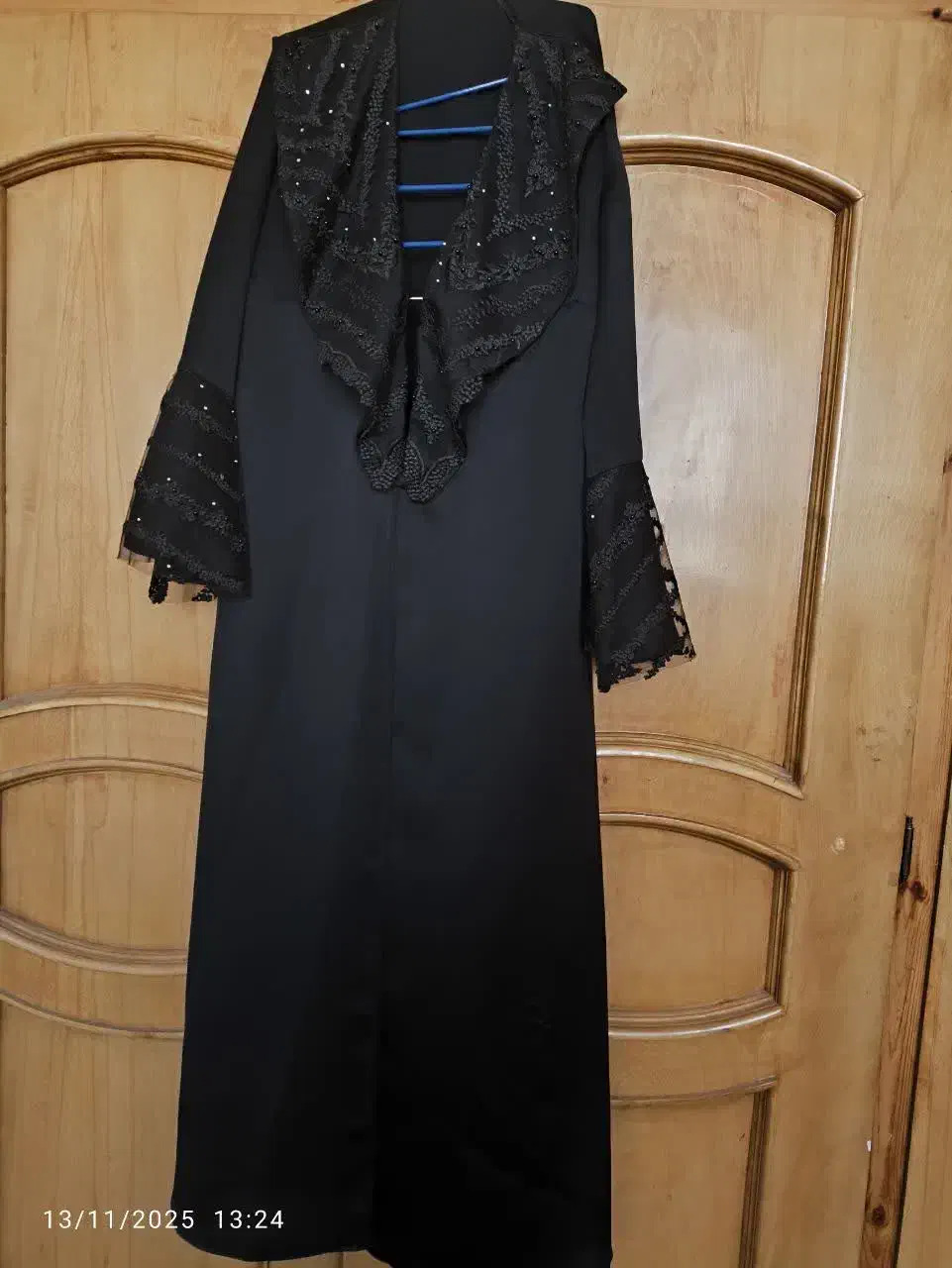 وسایل شخصی|لباس|شاهین‌شهر, عطار|دیوار