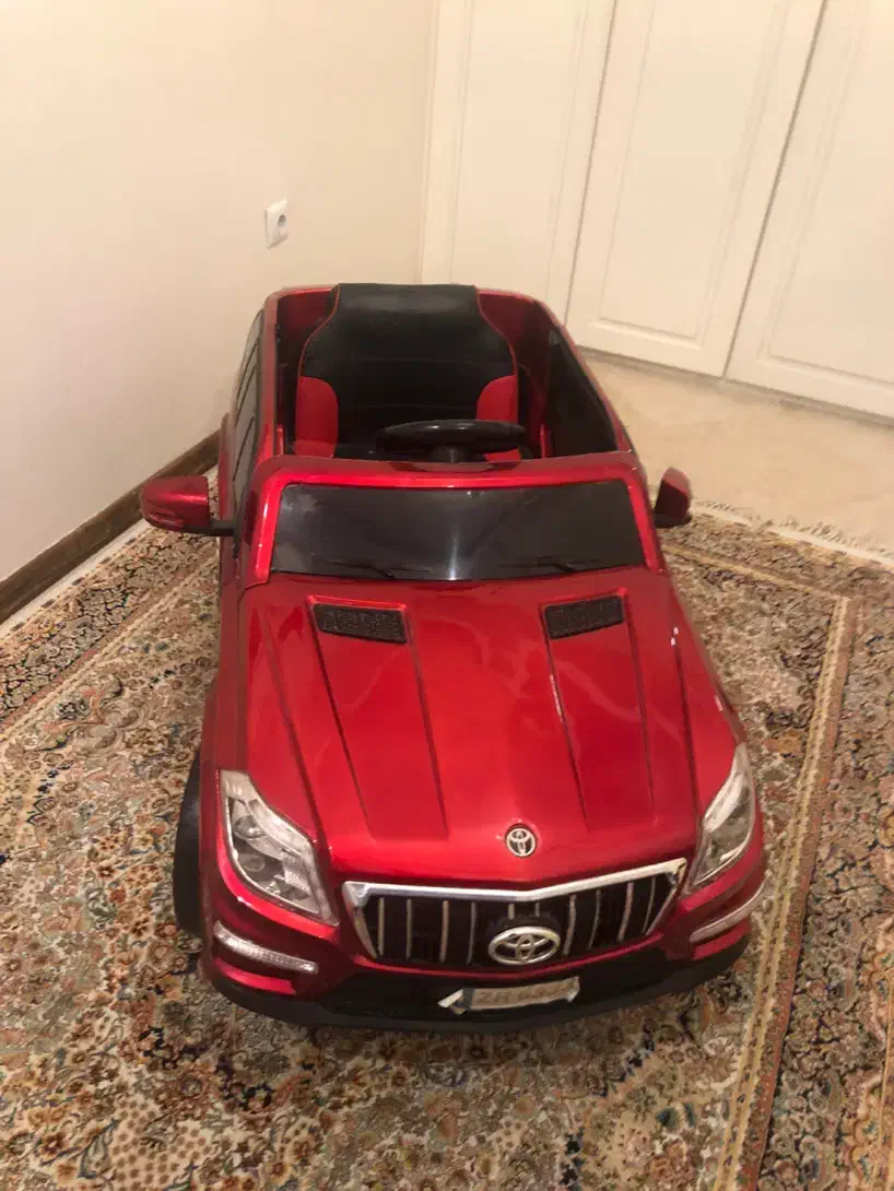 ماشین شارژی تویوتا لندکروز در حد نو|اسباببازی بچه|تهران, اختیاریه|دیوار