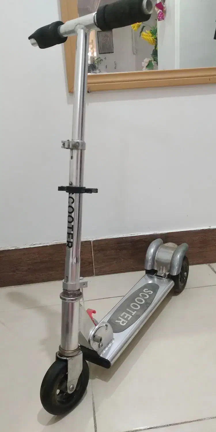 اسکوتر|دوچرخه، اسکیت، اسکوتر|گرگان, |دیوار