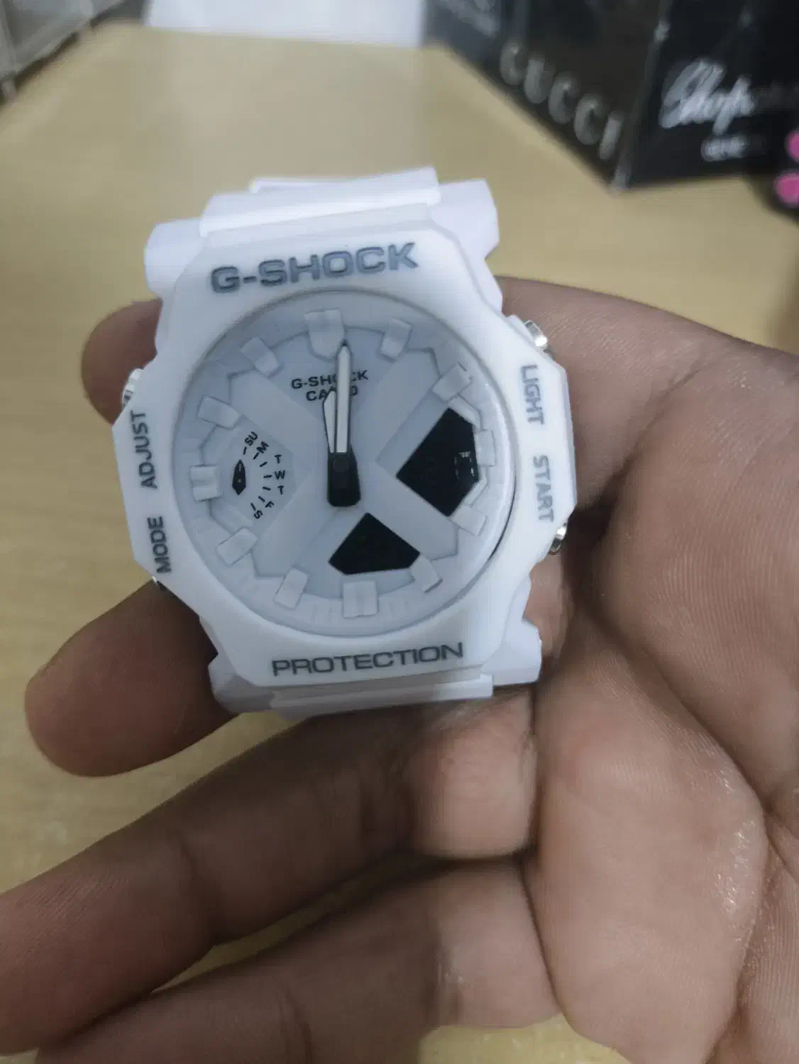 ساعت|ساعت|بندر کنگان, |دیوار