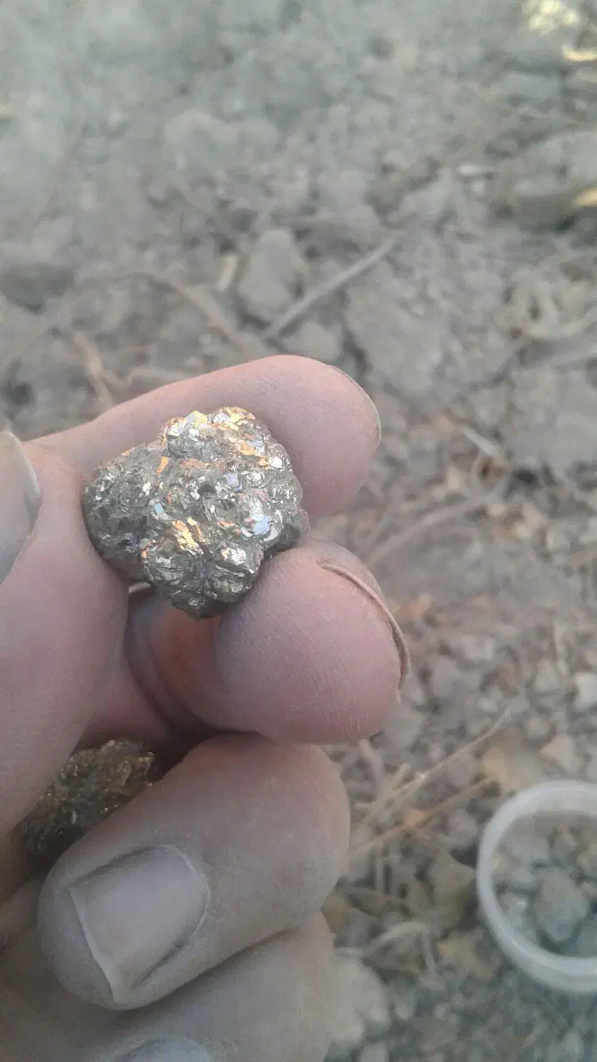 سنگ طلا دار قیمتی|کلکسیون اشیاء عتیقه|مینودشت, |دیوار