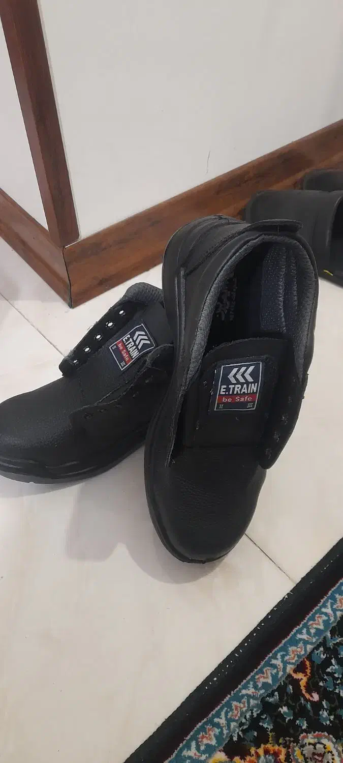 دوعدد کفش ایمنی نو ساقدار وبی ساق|کیف، کفش، کمربند|رودهن, |دیوار