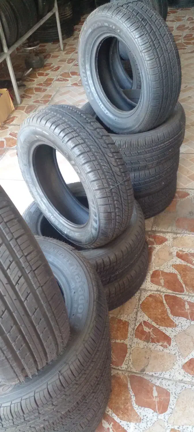 لاستیک نو وست دوم|قطعات یدکی و لوازم جانبی|قم, زند آباد|دیوار