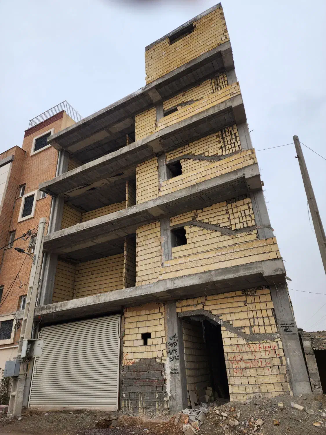 فروش ساختمان مسکونی تجاری|فروش آپارتمان|اصفهان, شفق|دیوار