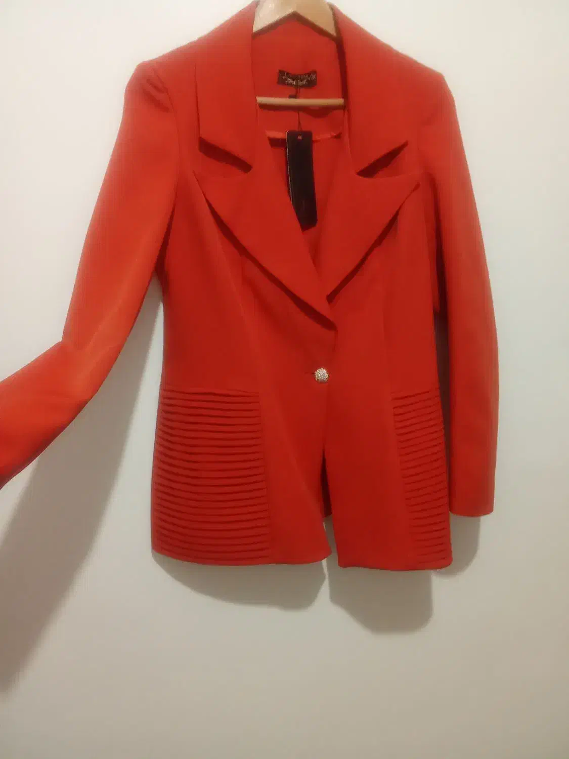 کت مجلسی|لباس|ساوه, |دیوار