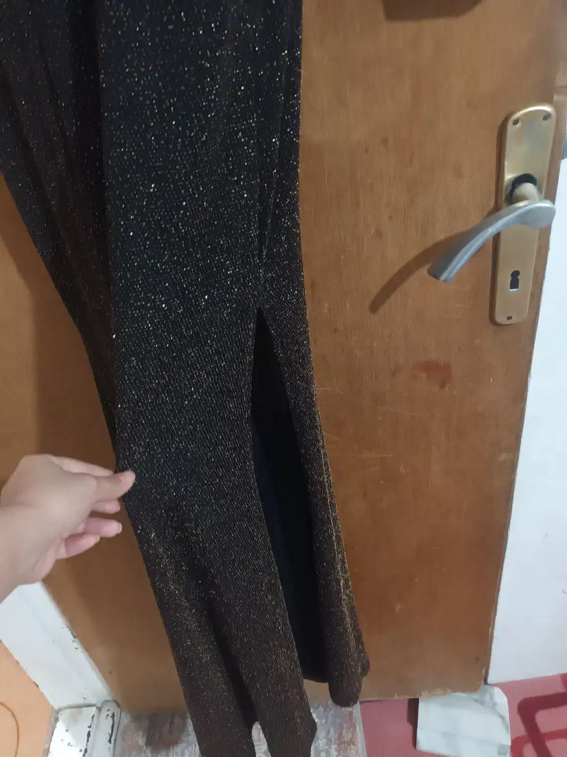 لباس مجلسی|لباس|قم, ولیعصر|دیوار