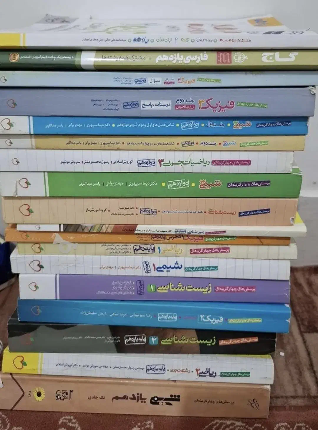 کتابهای کنکور و کمک درسی سه پایه تجربی|لوازم التحریر|نقده, |دیوار