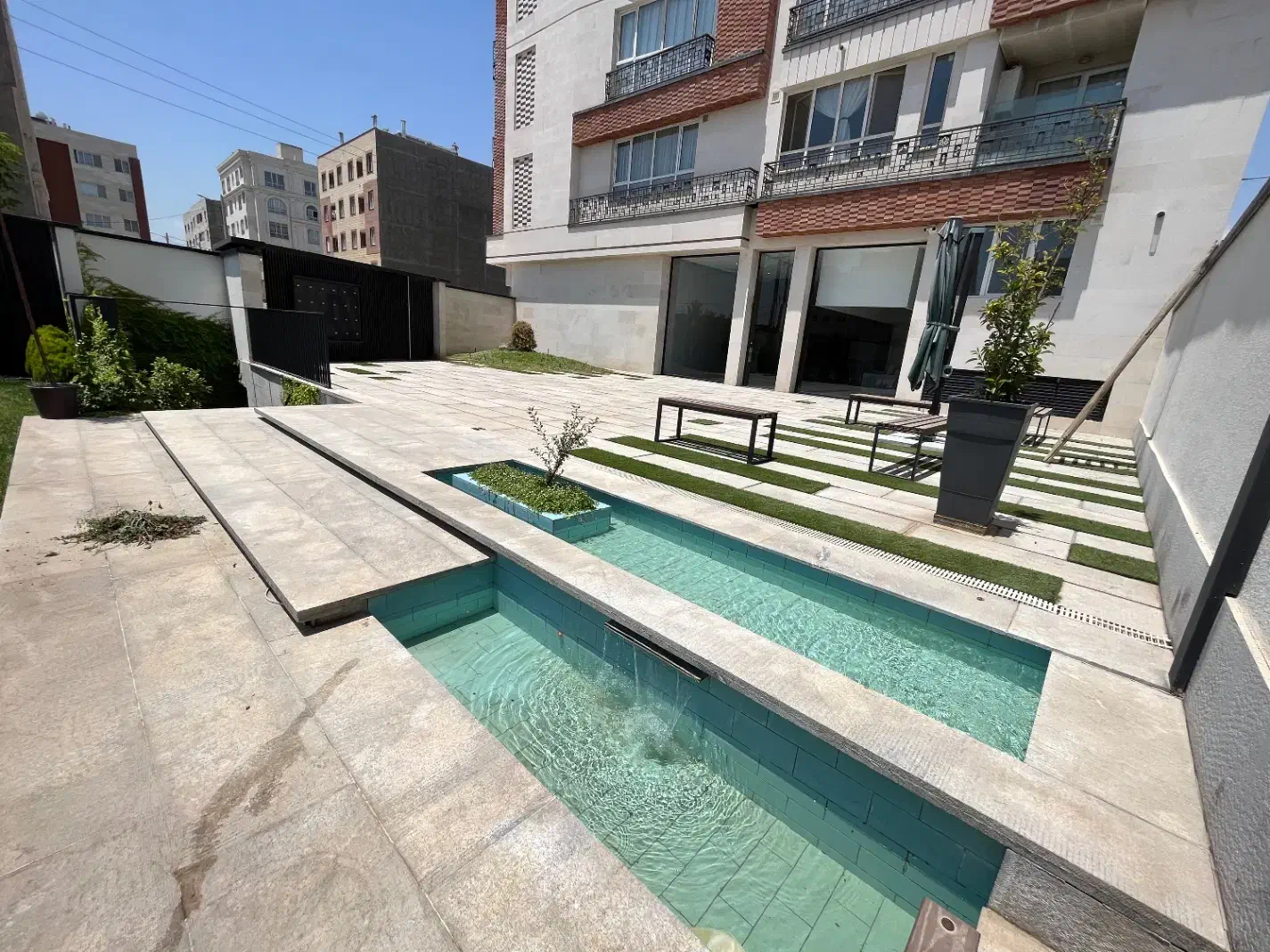 استخدام سرایدار|استخدام سرایداری و نظافت|مشهد, جاهد شهر|دیوار