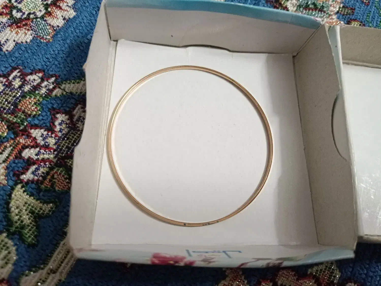 مقداری طلا ۱۸عیار|جواهرات|پیشوا, |دیوار