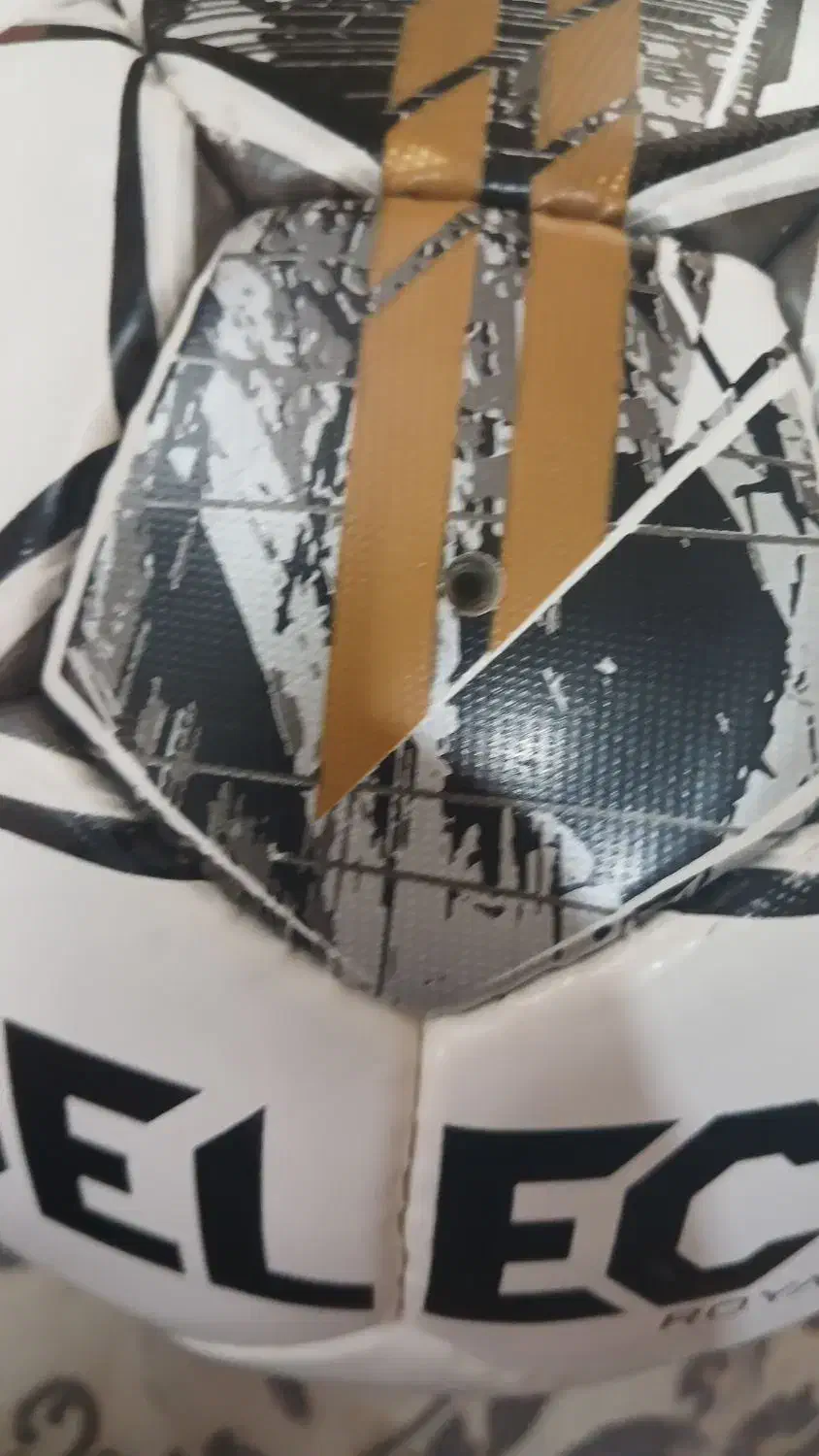 توپ|ورزش‌های توپی|رشت, رشتیان|دیوار