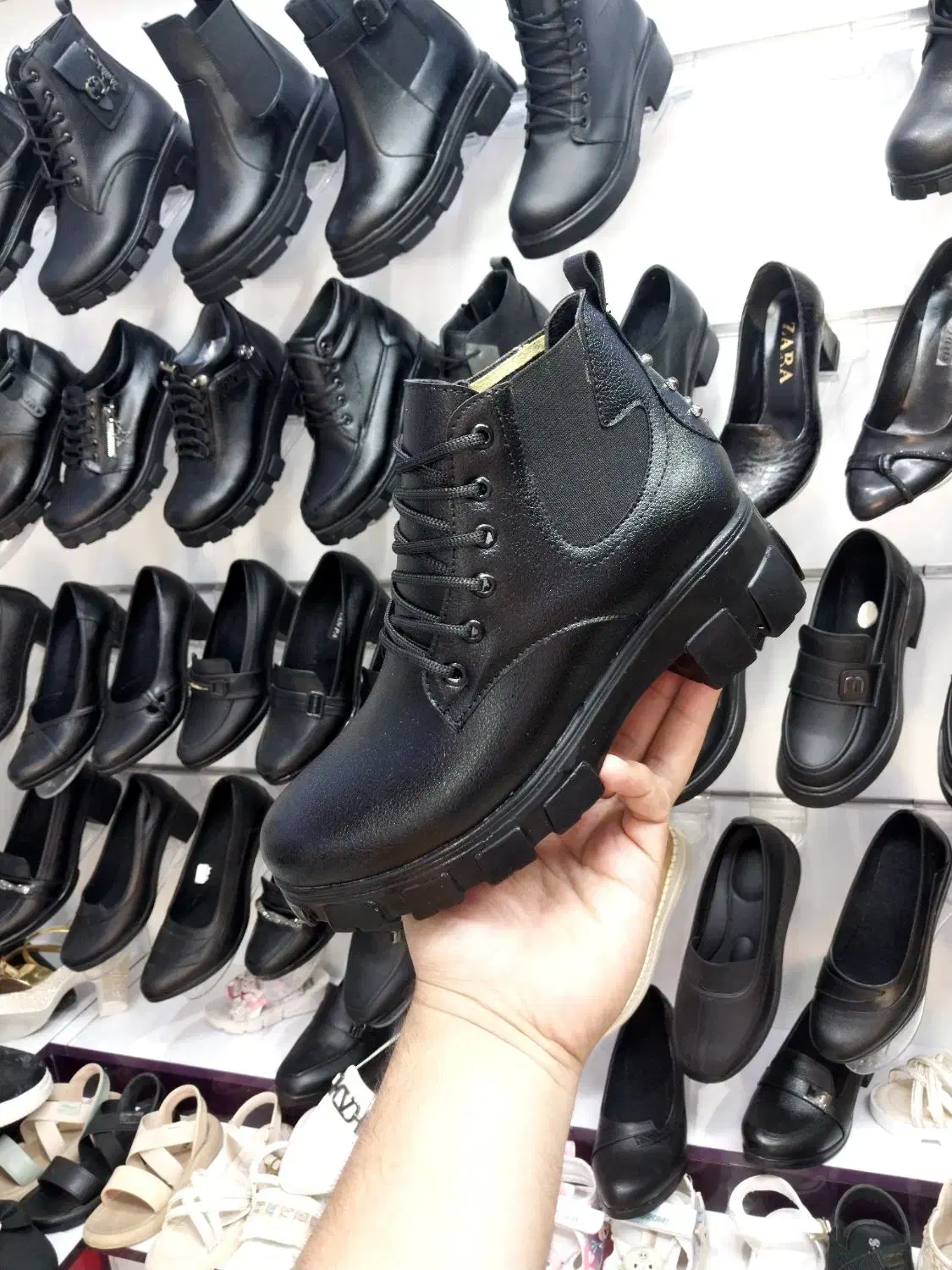 کفش نیم ساق جدید ازسایز ۳۷تا۴۰همه سایزموجود|کیف، کفش، کمربند|نیشابور, امام خمینی|دیوار