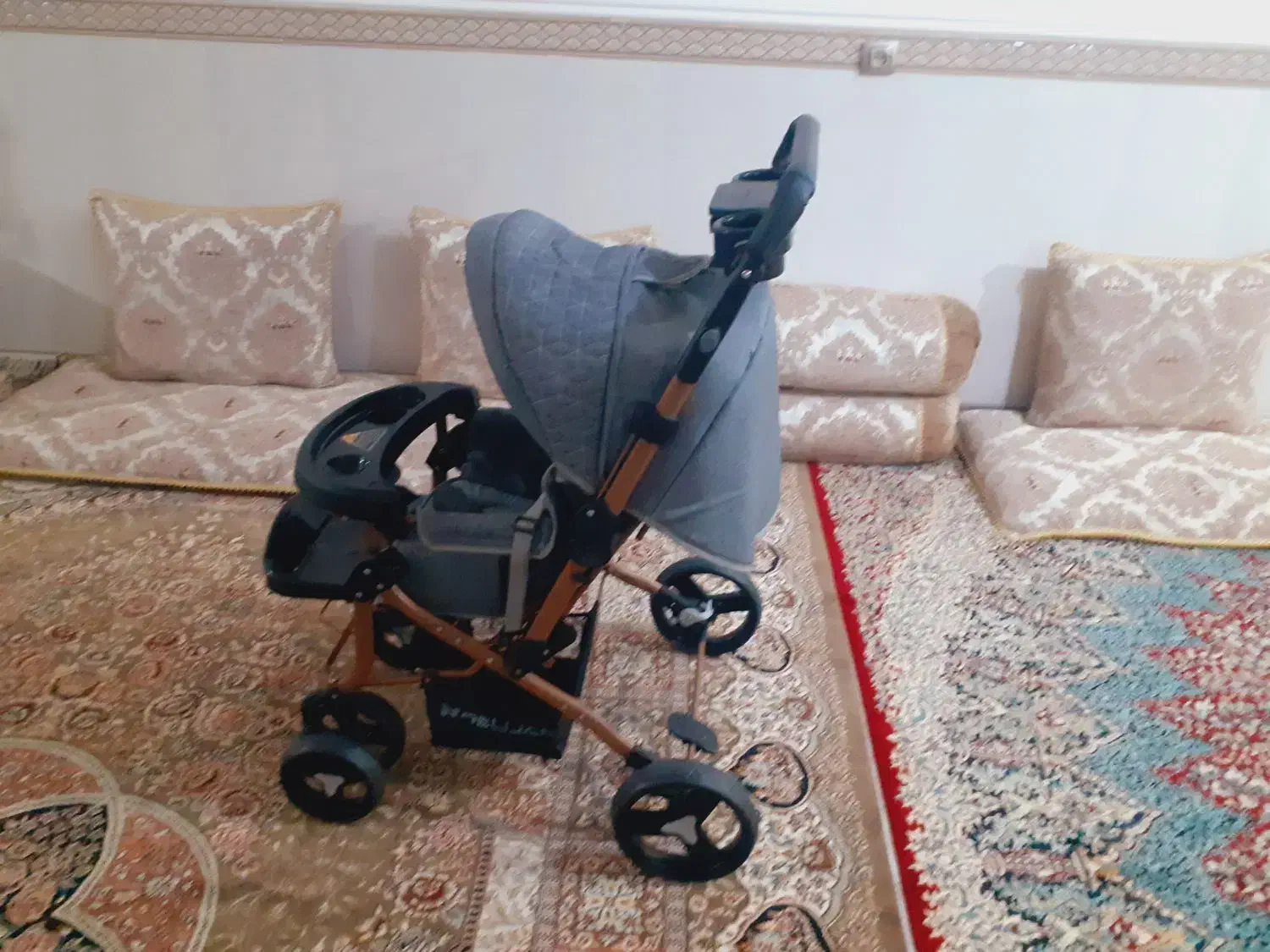 یک عددکالسکه بچه نو استفاده نشده خریدم برای بچه ام|کالسکه و لوازم جانبی|کهنوج, |دیوار