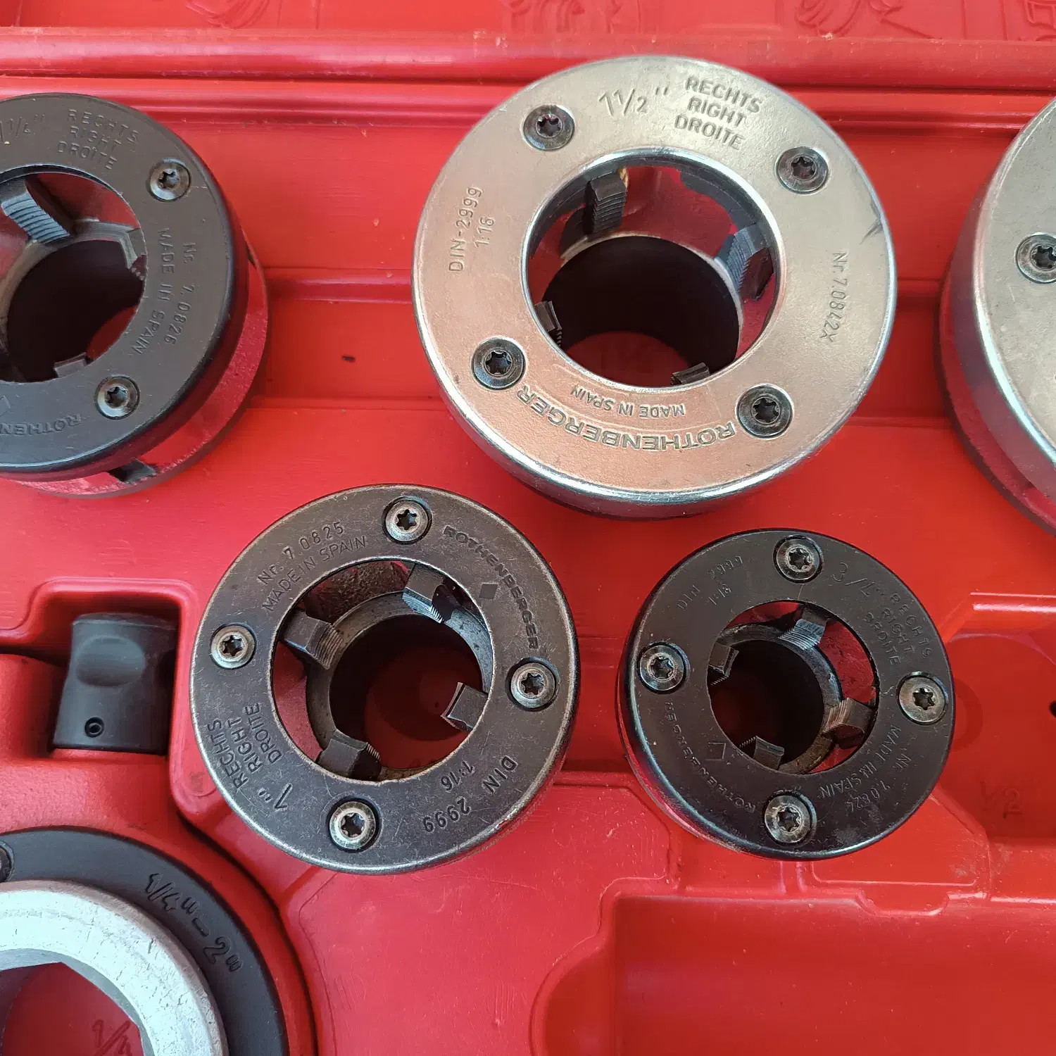 دستگاه دیس،یا حدیده،آلمانی اصل|ابزارآلات|چغادک, |دیوار