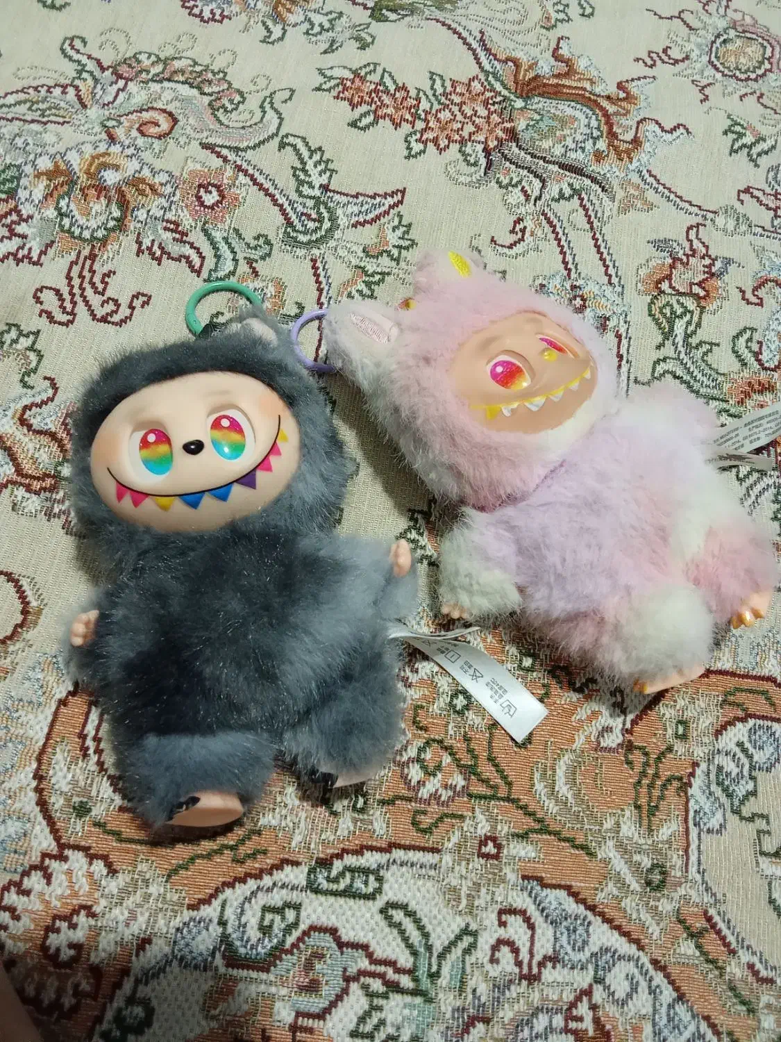 عروسک لبوبو|اسباب‌‌بازی|شیروان (خراسان), |دیوار