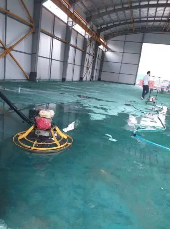 بتن ریزی با ماله پروانه ای وتراز لیزری|خدمات پیشه و مهارت|چهاردانگه (تهران), |دیوار