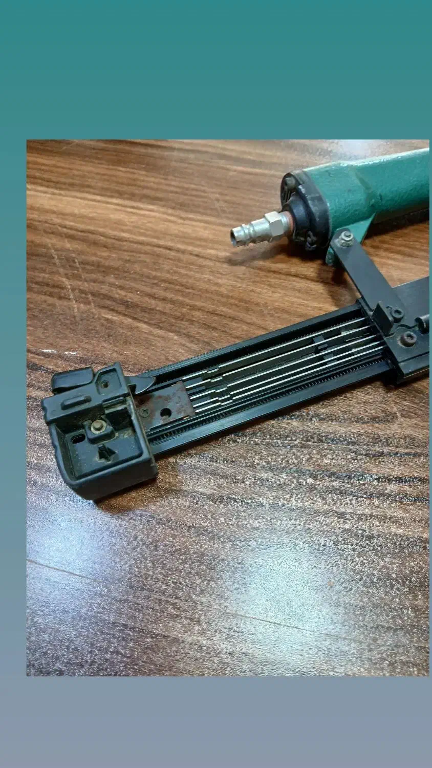 میخکوب آلمانی|ابزارآلات|اهواز, فرهنگ شهر|دیوار