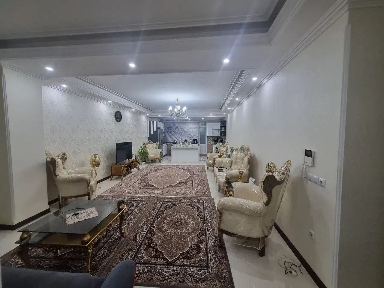 اپارتمان۹۵متری/تجهیز/سند اماده/با پارکینگ/زاگرس ها|فروش آپارتمان|اسلام‌شهر, شهرک قائمیه|دیوار