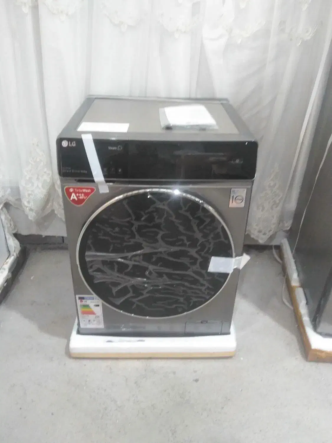 الجی تمام لمسی با ارسال رایگان و تست کامل|ماشین لباسشویی و خشککن لباس|تبریز, |دیوار